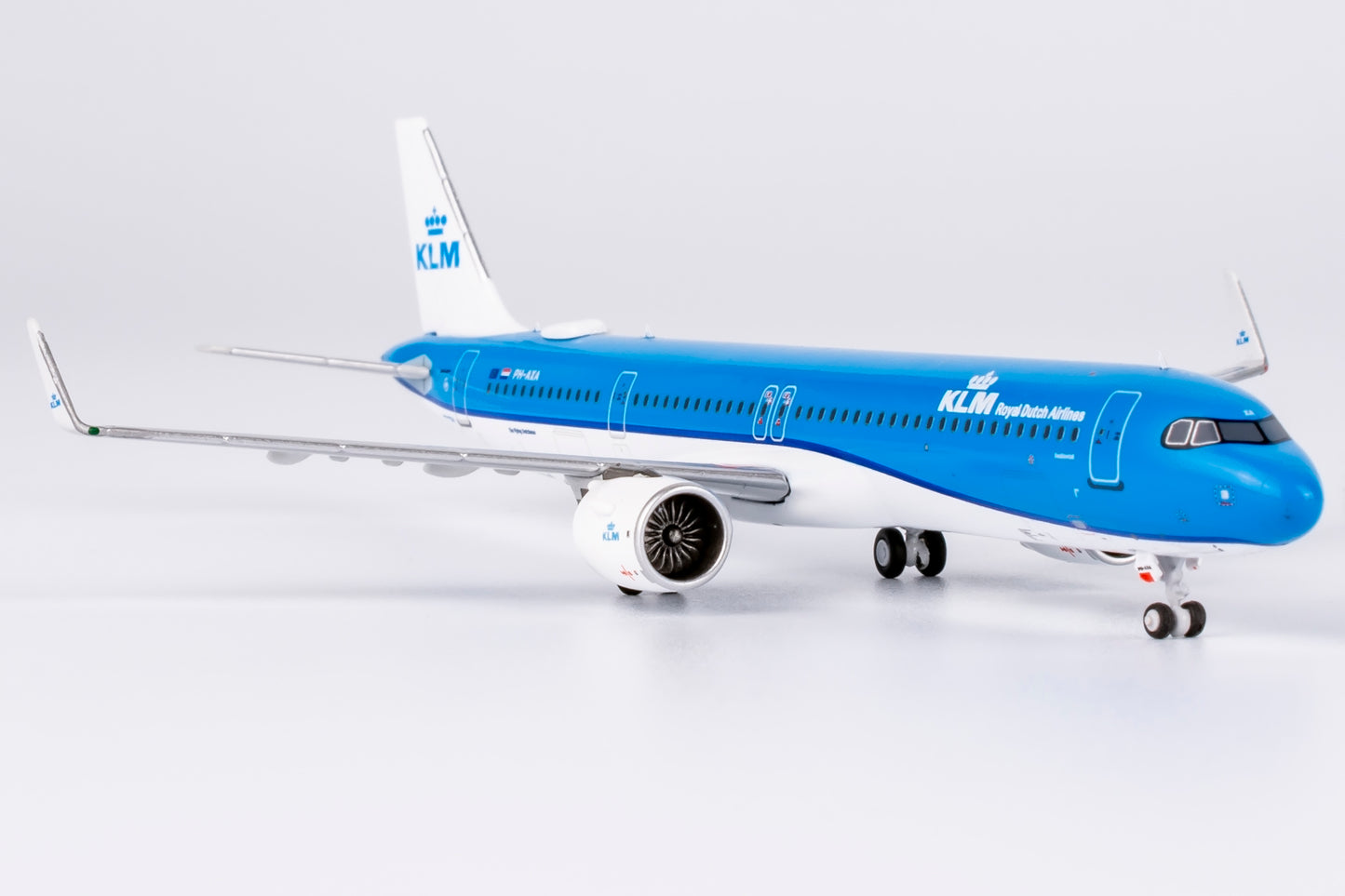NG Models 1/400 KLM Royal Dutch Airlines A321neo PH-AXA "Koninginnepage / Swallowtail