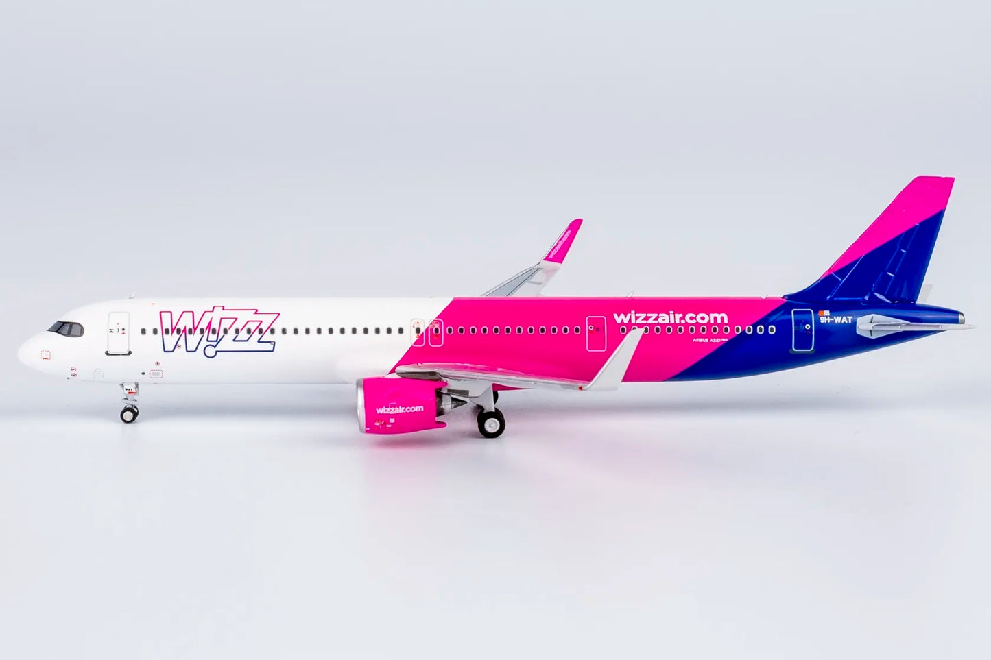 NG Models 1/400 Wizz Air Malta A321neo 9H-WAT "mask" cockpit window