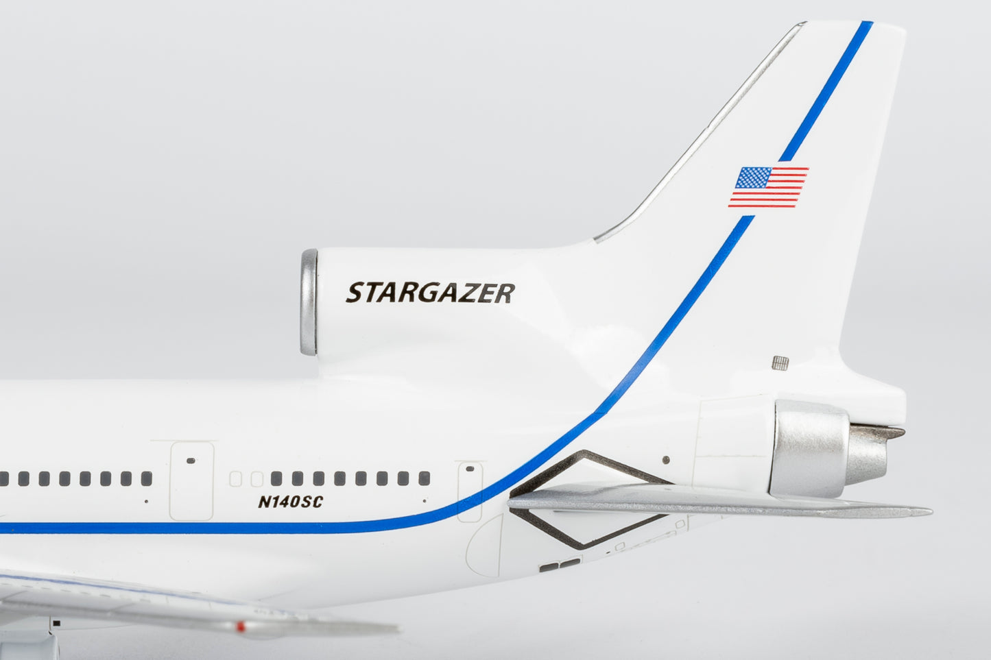 NG Models 1/400 31037 Northrop Grumman L-1011-100 N140SC