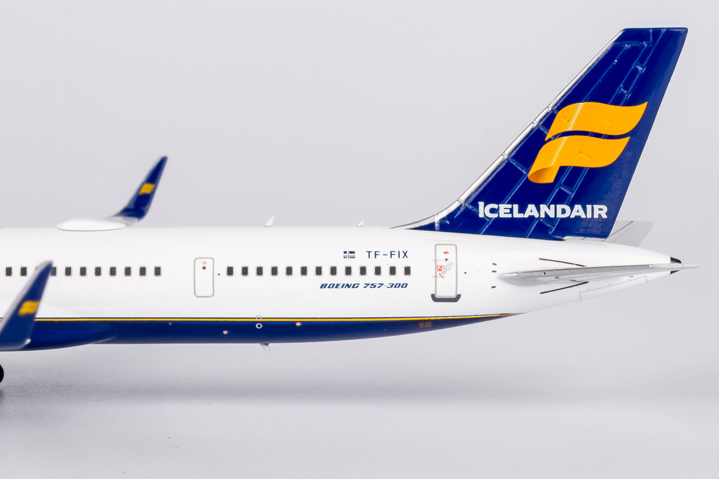 NG Models 1/1400 Icelandair (Fly Khiva) 757-300/w TF-FIX  "operated by fly KHIVA"