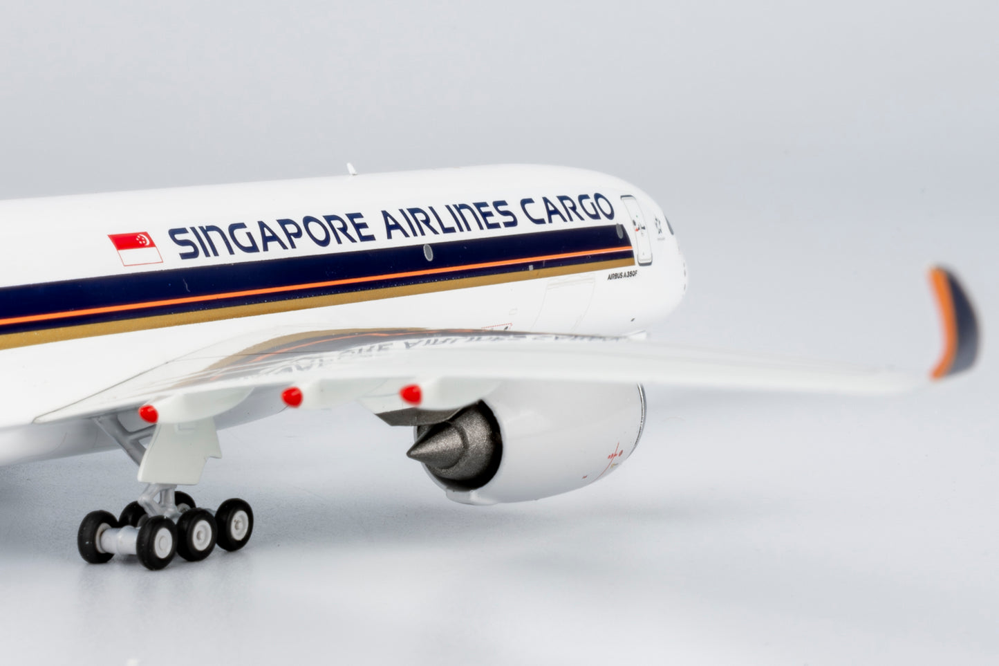 NG Models 1/400 Singapore Airlines Cargo A350F