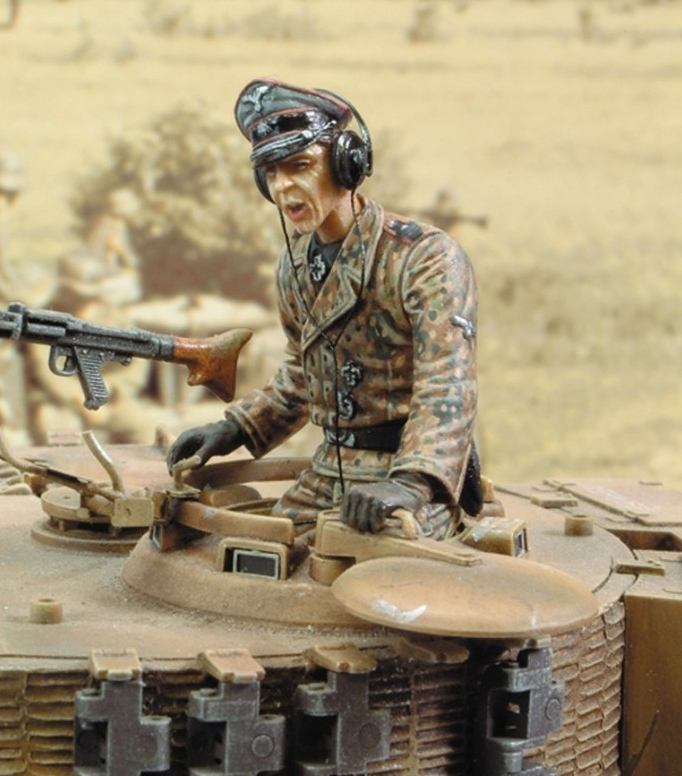 Royal Model 1/35 335 Tiger Tanker WWII