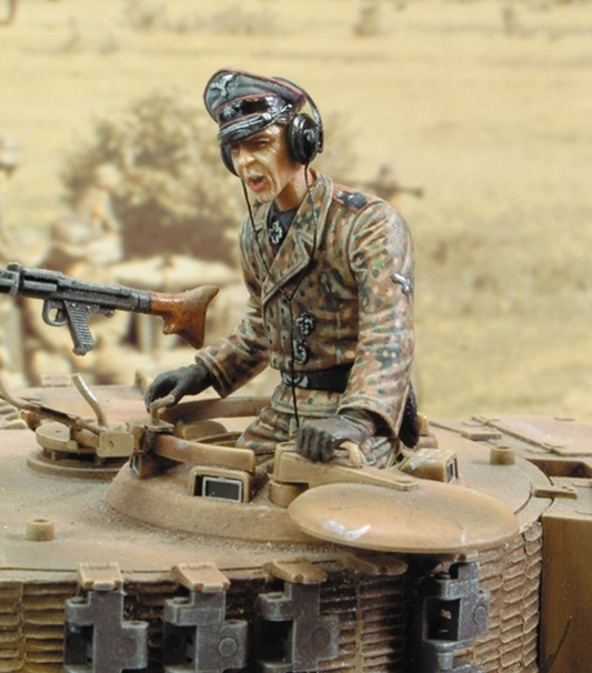 Royal Model 1/35 335 Tiger Tanker WWII