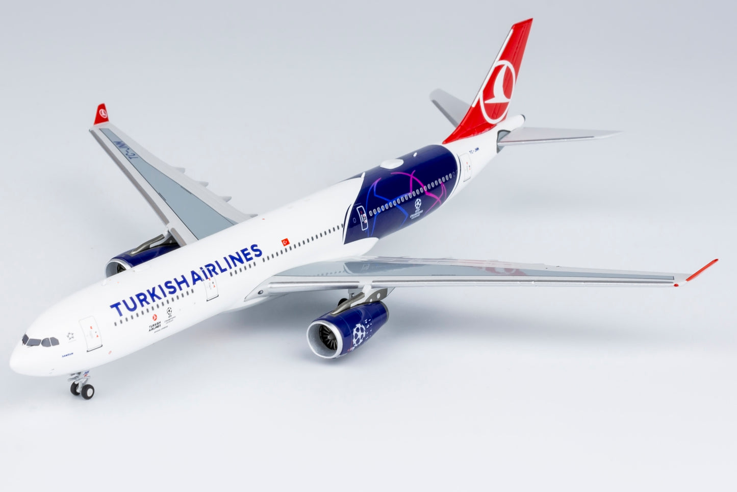 NG Models 1/400 62061 Turkish Airlines A330-300 TC-JNM UEFA Champions League