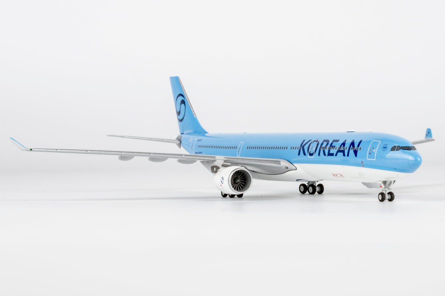 NG Models 1/400 62077 Korean Air A330-300 HL8025 2025's Livery