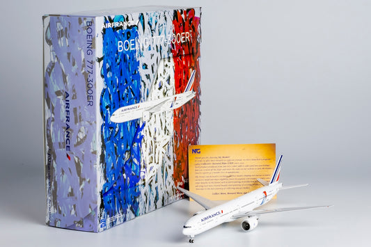 NG Models 1/400 73052 Air France 777-300ER F-GSQI JonOne graffiti livery