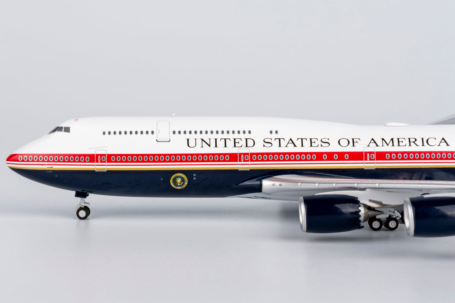 NG Models 1/400 US Air Force (USAF) VC-25B (747-8) 30000 (new version)