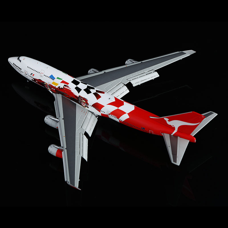 HX Models 1/400 Qantas Boeing 747-400 VH-OJC "2000 Australian Grand Prix" Flaps-Down