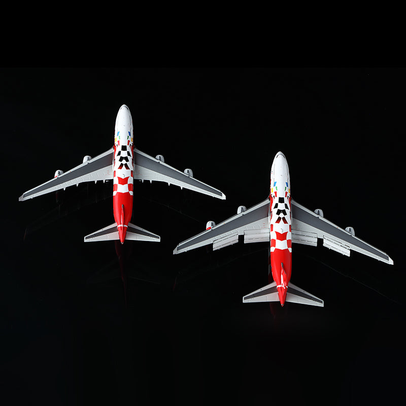 HX Models 1/400 Qantas Boeing 747-400 VH-OJC “2000 Australian Grand Prix”