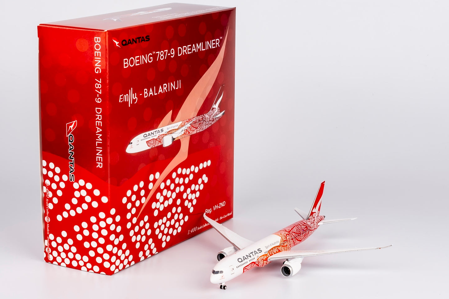 NG Models 1/400 Qantas 787-9 Dreamliner VH-ZND Emily Kame Kngwarreye Lite Edition