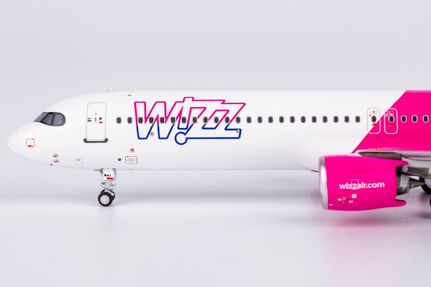 NG Models 1/400 Wizz Air Malta A321neo 9H-WAT "mask" cockpit window