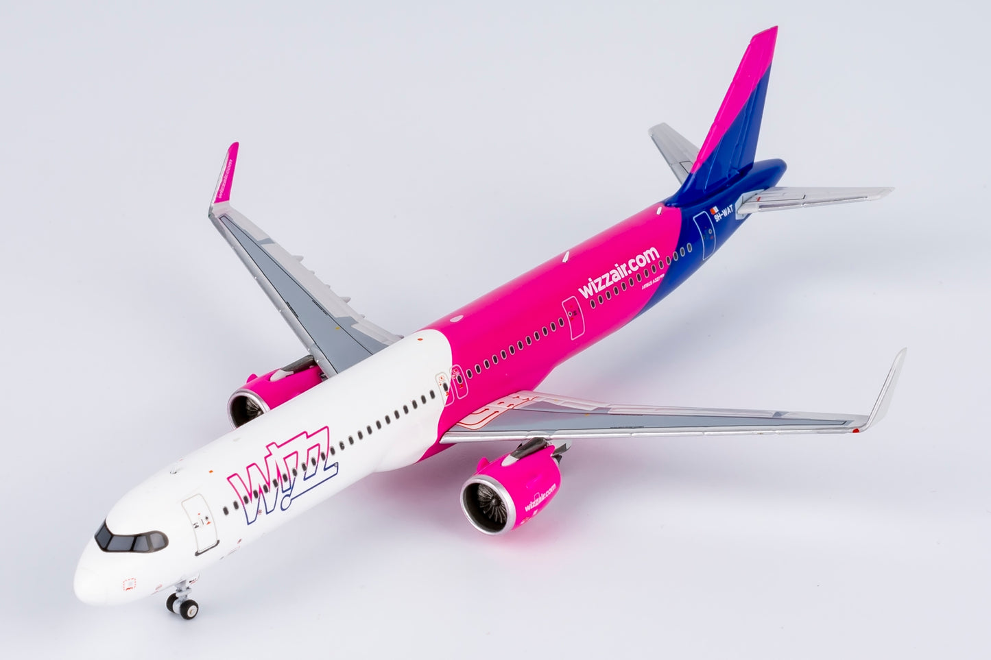 NG Models 1/400 Wizz Air Malta A321neo 9H-WAT "mask" cockpit window