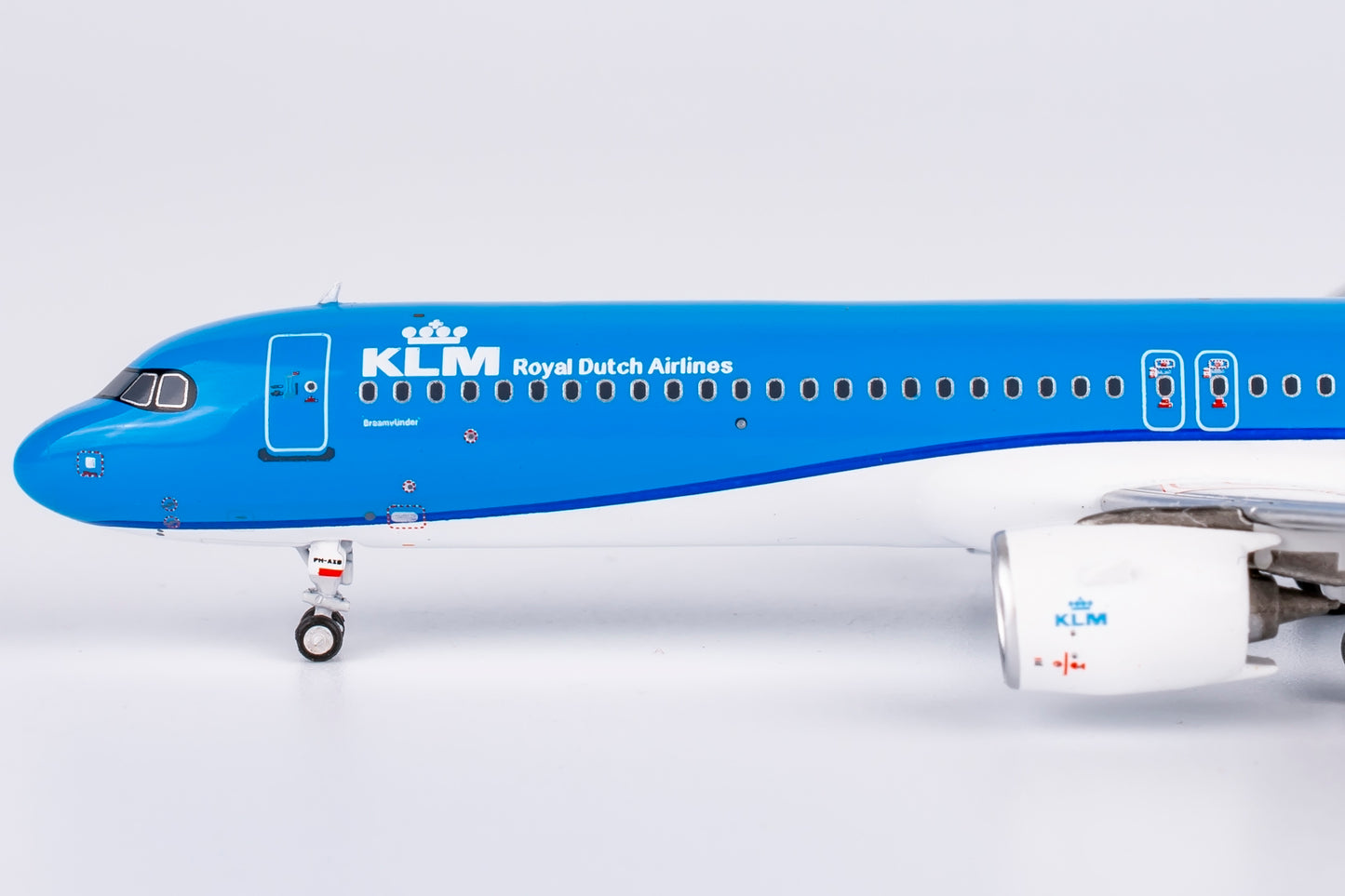 NG Models 1/400 KLM Royal Dutch Airlines A321neo PH-AXB  Braamvlinder / Peach Blossom