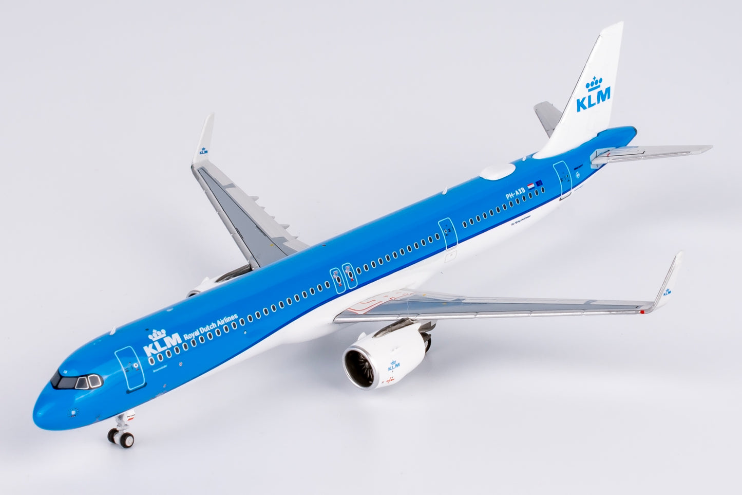 NG Models 1/400 KLM Royal Dutch Airlines A321neo PH-AXB  Braamvlinder / Peach Blossom