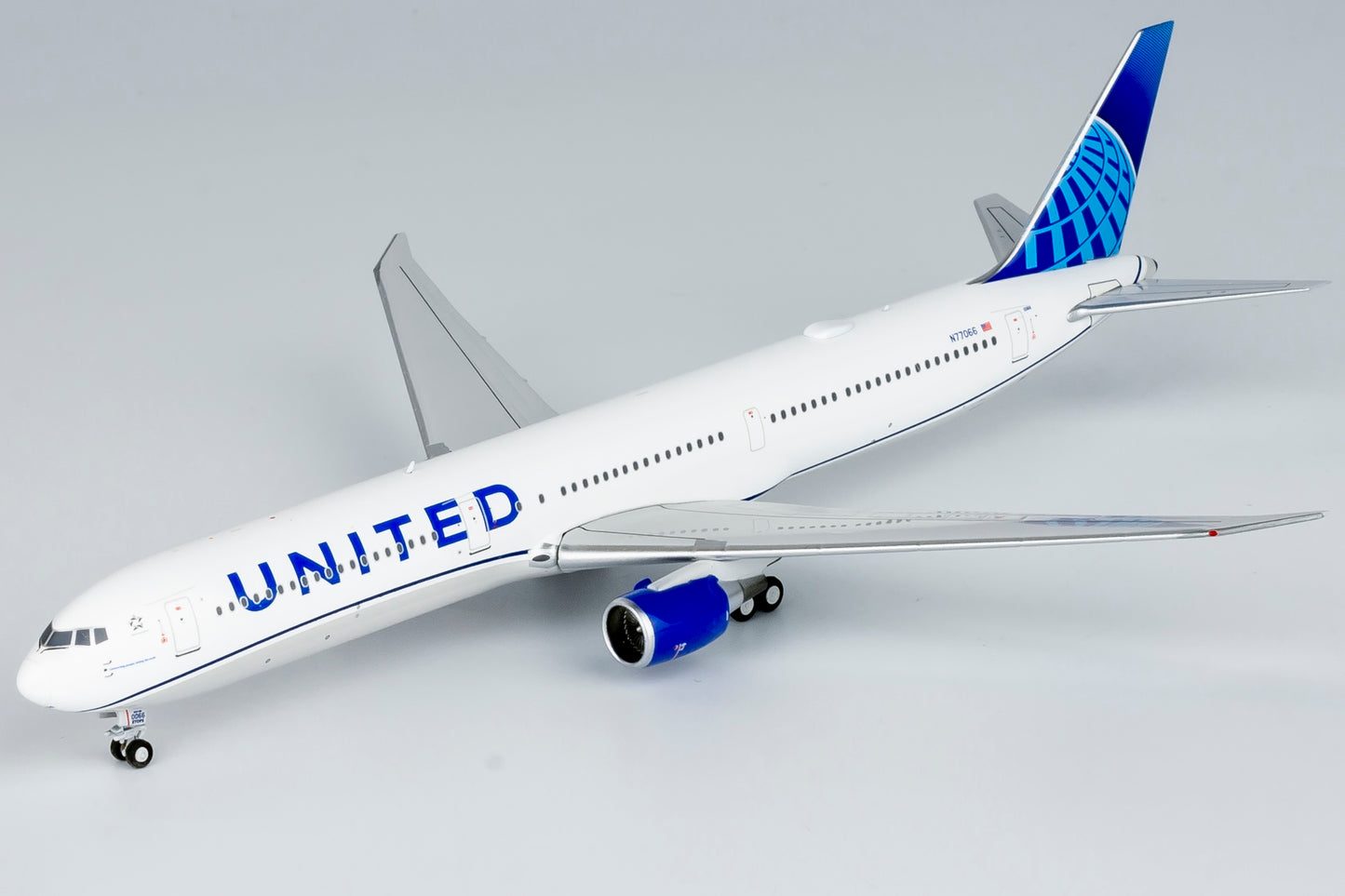 NG Models 1/400 United Airlines 767-400ER N77066 "Blue Evolution" livery CF6 engines New Mould