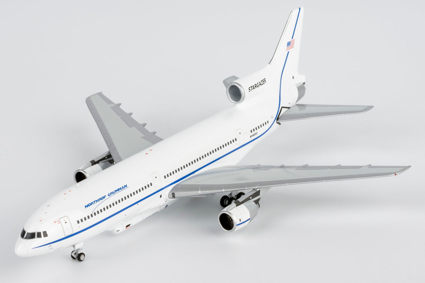 NG Models 1/400 31037 Northrop Grumman L-1011-100 N140SC
