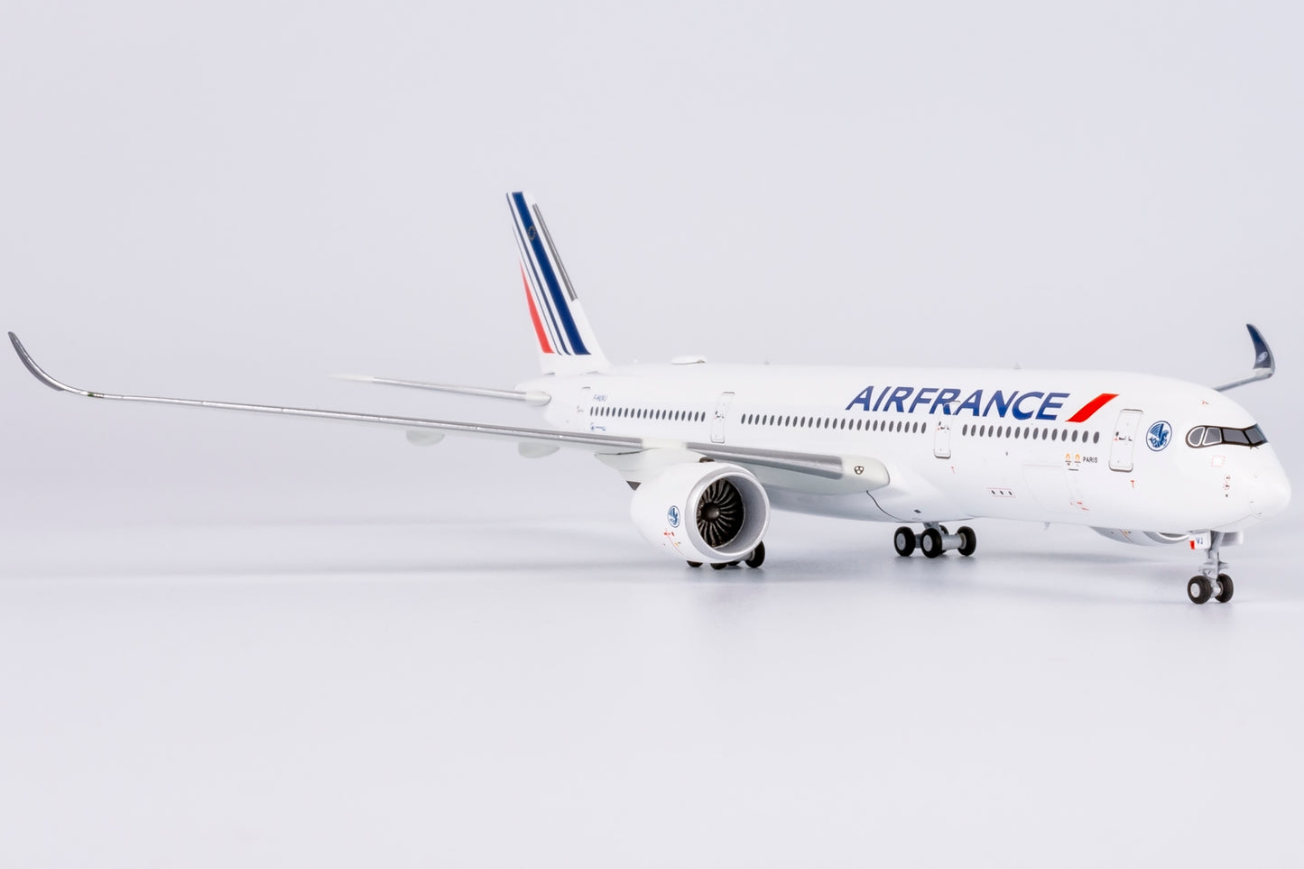 NG Models 1/400 Air France A350-900 F-HUVJ with PARIS 2024 Sticker
