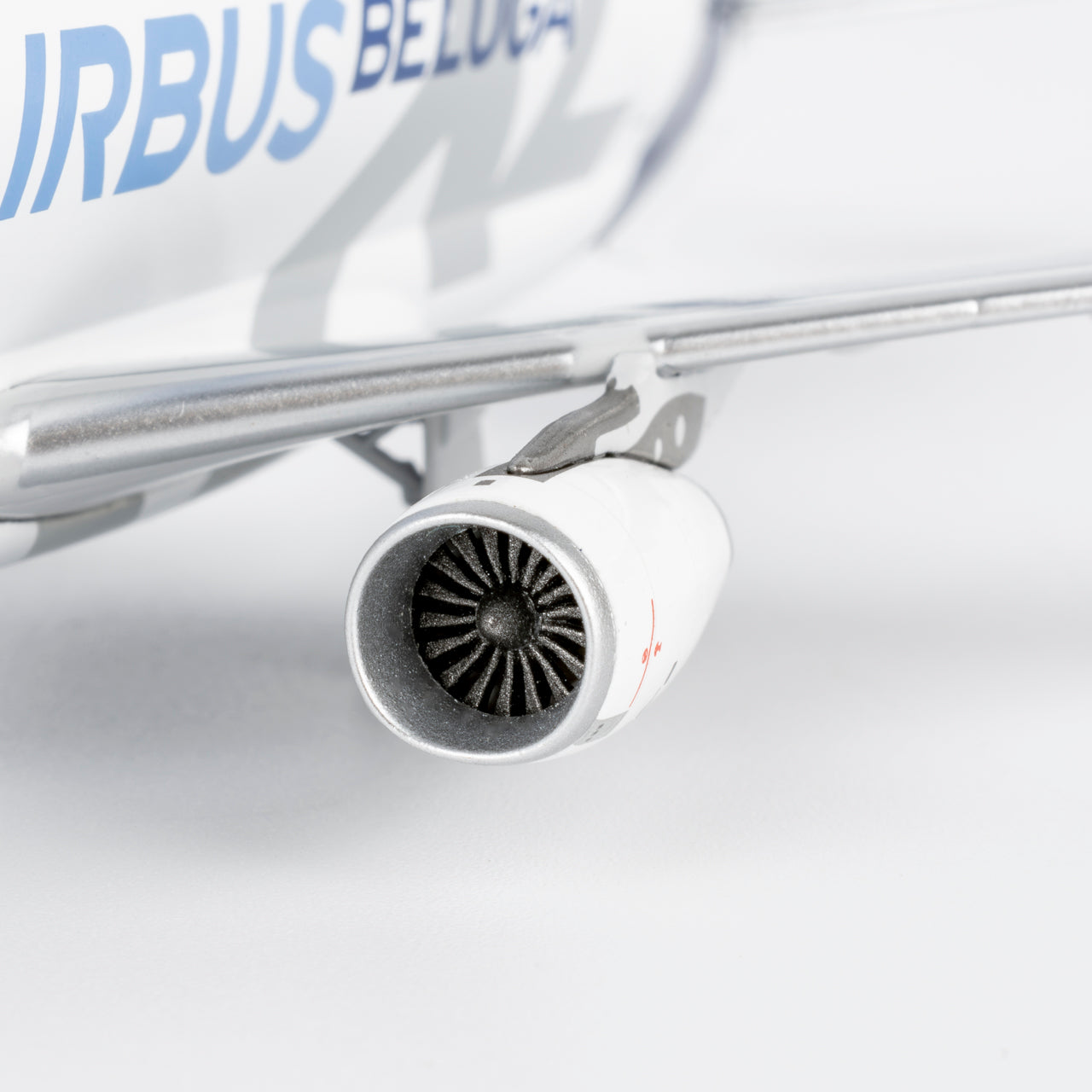 NG Models 1/400 Airbus Transport International A330-743L Beluga XL F-GXLI (#3)