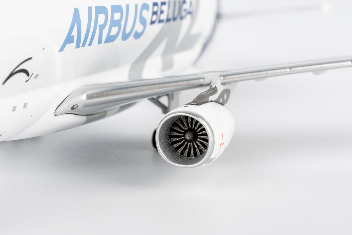 NG Models 1/400 Airbus Transport International A330-743L Beluga XL F-GXLO #6