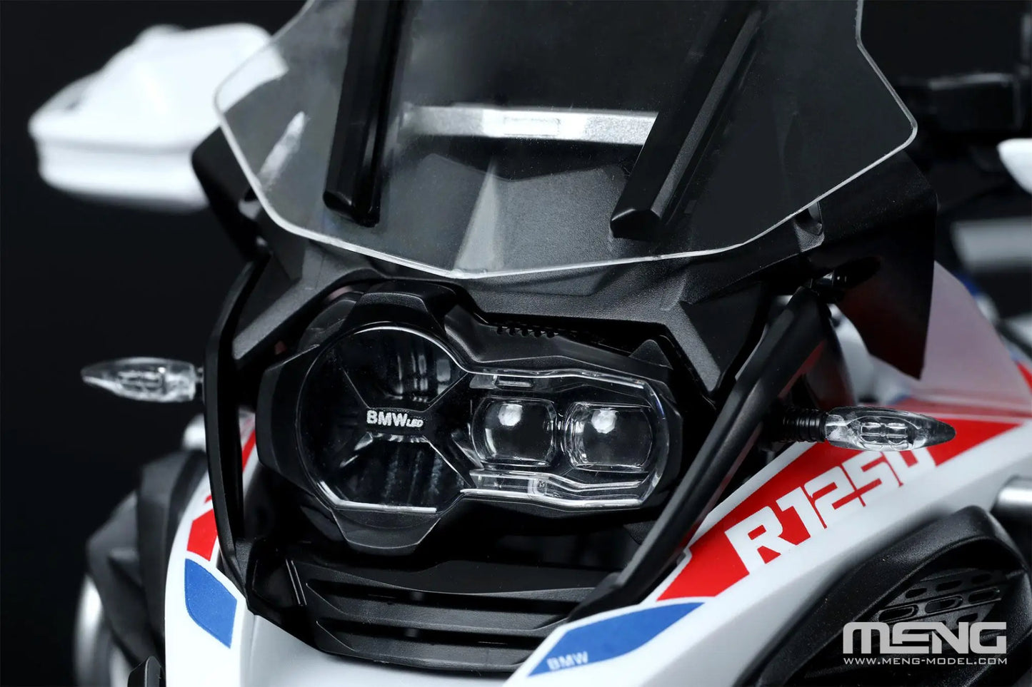 Meng Model 1/9 BMW R 1250 GS ADV (Pre-Coloured Version) MT-005s