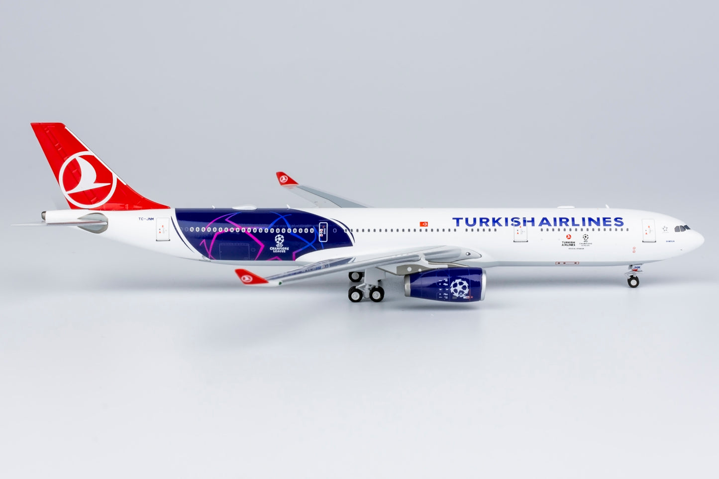 NG Models 1/400 62061 Turkish Airlines A330-300 TC-JNM UEFA Champions League