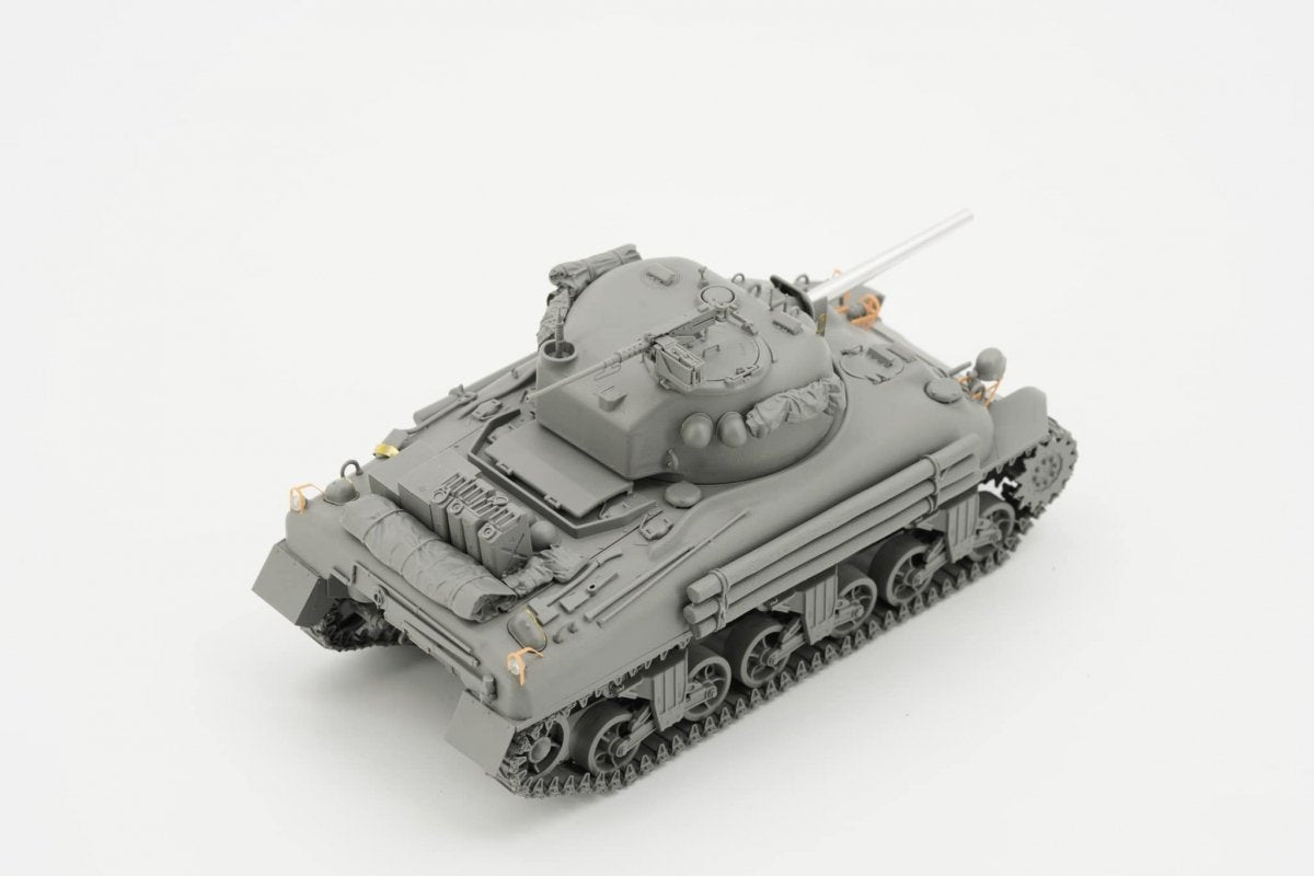 Border Model 1/35 BT-047 Sherman M4A1 Mid BT-047 Model Kit