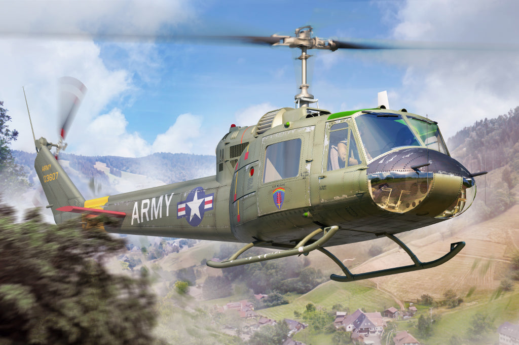 Trumpeter 1/35 05111 UH-1B Huey Model Kit