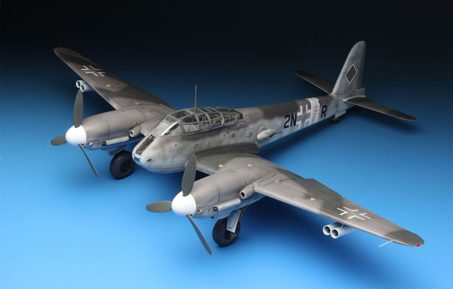 Meng Model 1/48 Messerschmitt Me 410A-1 LS-003