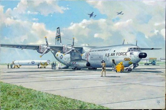 Roden 1/144 336 Douglas C-133 + PGM-17 Thor Model Kit