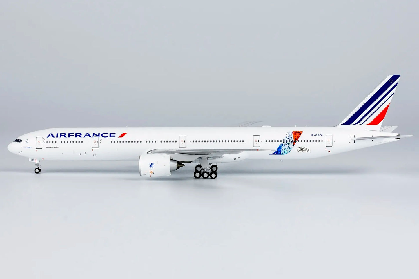 NG Models 1/400 73052 Air France 777-300ER F-GSQI JonOne graffiti livery
