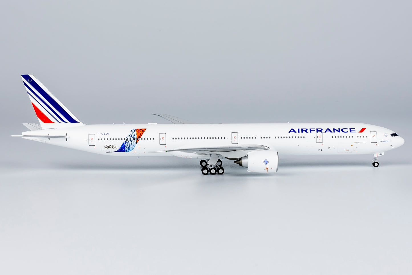 NG Models 1/400 73052 Air France 777-300ER F-GSQI JonOne graffiti livery