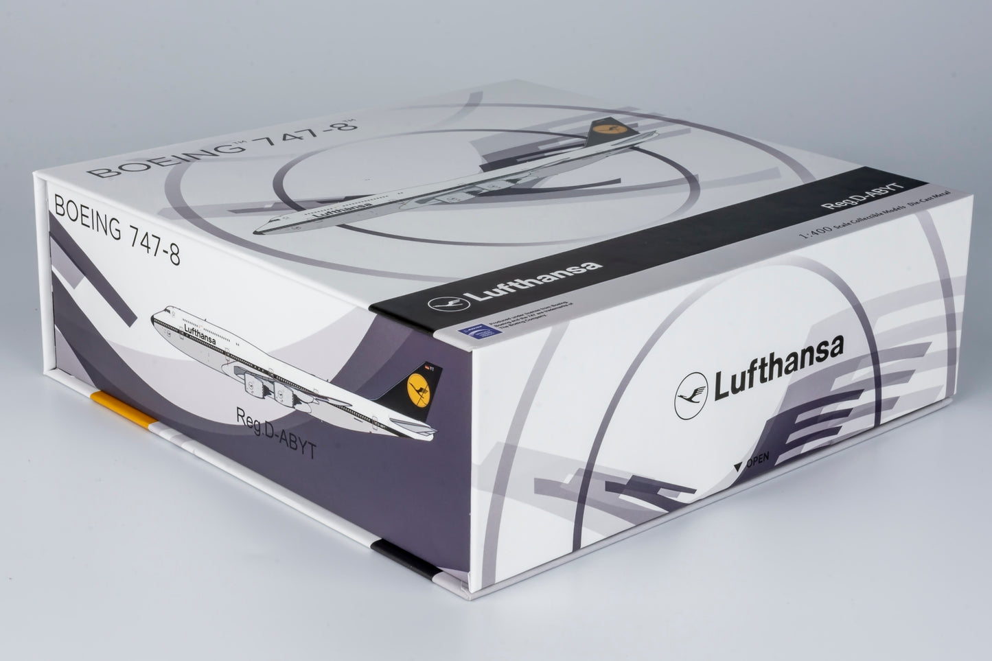 NG Models 1/400 Lufthansa 747-8 D-ABYT Retro Colors ULTIMATE Edition