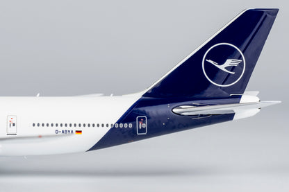 NG Models 1/400 78027 Lufthansa 747-8 D-ABYA  Named "Brandenburg"