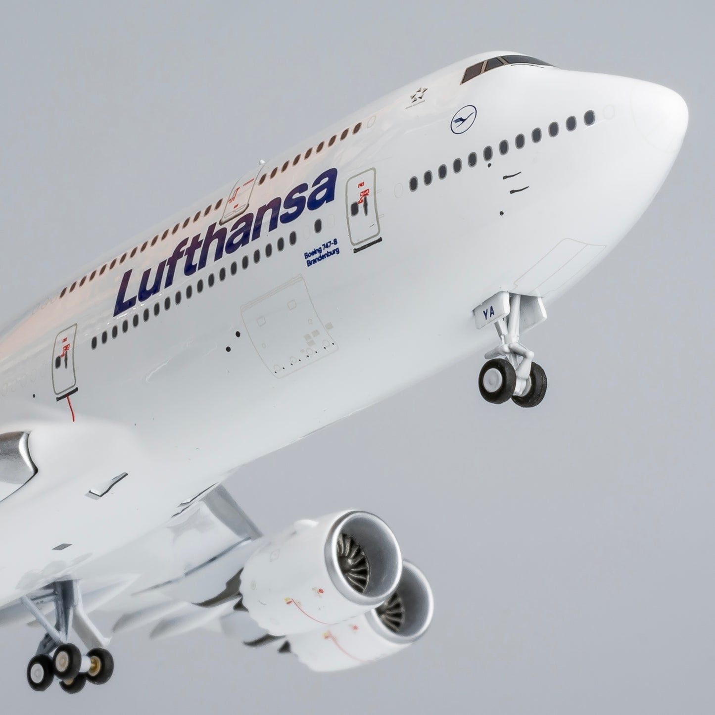 NG Models 1/400 78027 Lufthansa 747-8 D-ABYA  Named "Brandenburg"