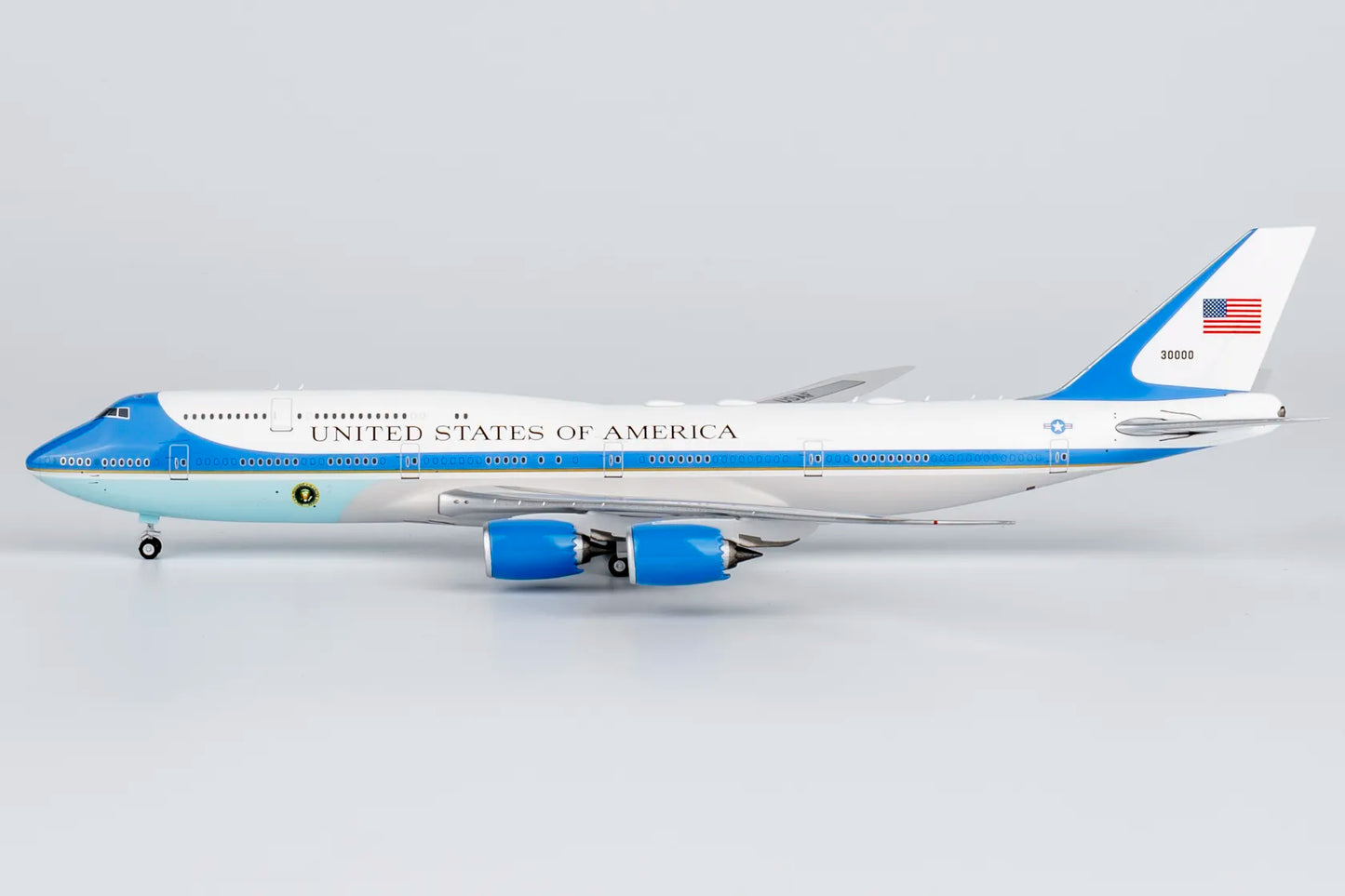 NG Models 1/400 US Air Force (USAF) VC-25B (747-8) 30000 (classics version)