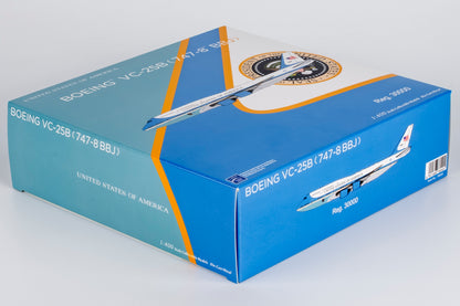 NG Models 1/400 US Air Force (USAF) VC-25B (747-8) 30000 (classics version)