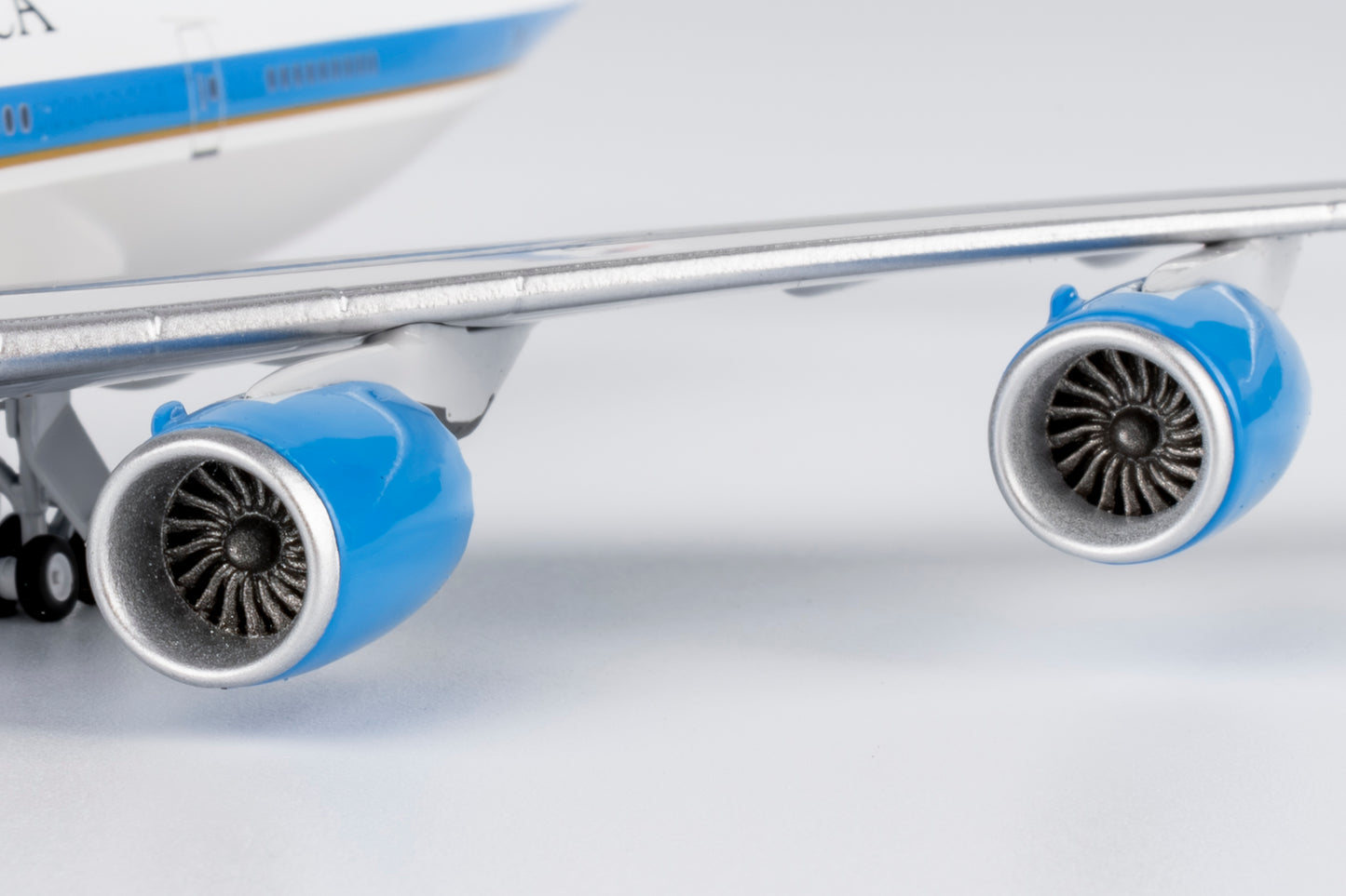 NG Models 1/400 US Air Force (USAF) VC-25B (747-8) 30000 (classics version)