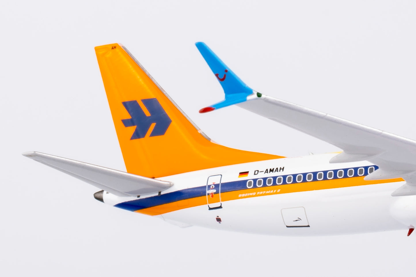 NG Models 1/400 TUI 737 MAX 8 D-AMAH  'Fuerteventura' in the TUI 50 years livery