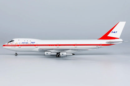 NG Models 1/400 The Boeing Company 747-100 N7470 named "CITY OF EVERETT"