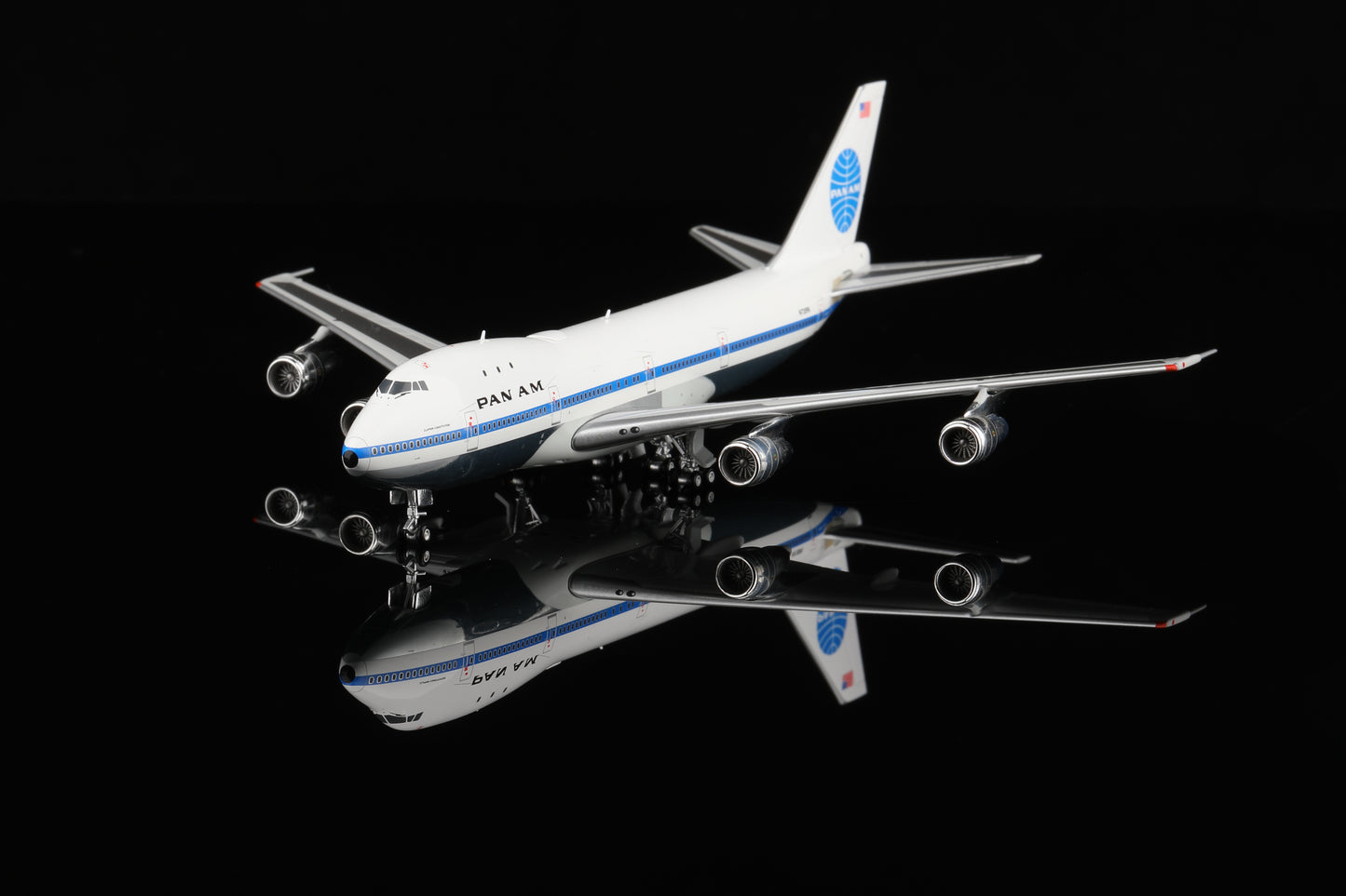 HX Models 1/400 Pan Am B747-100 “ Clipper Constitution”N735PA Standard Version