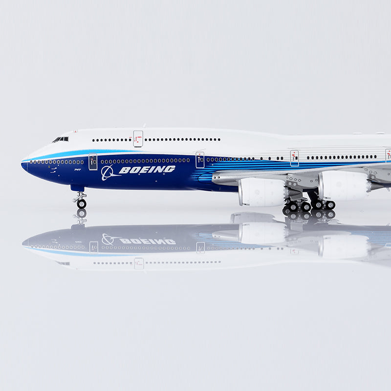 HX Models 1/400 Boeing Company B747-8 Blue 