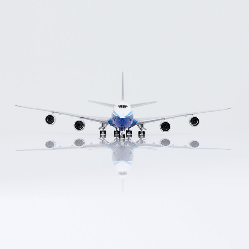 HX Models 1/400 Boeing Company B747-8 Blue 
