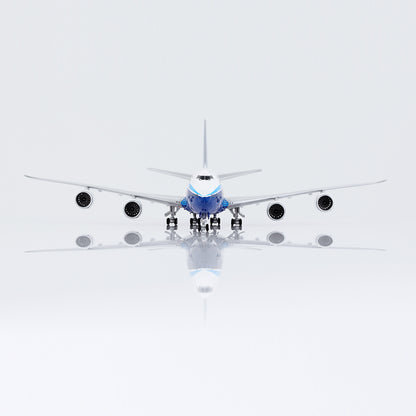 HX Models 1/400 Boeing Company B747-8 Blue "House livery"