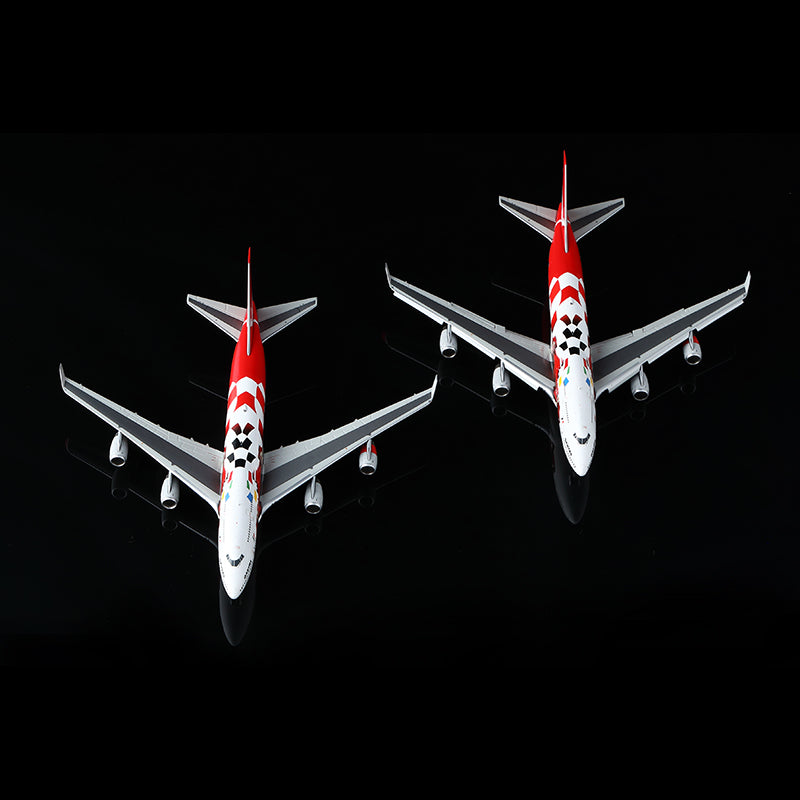 HX Models 1/400 Qantas Boeing 747-400 VH-OJC “2000 Australian Grand Prix”