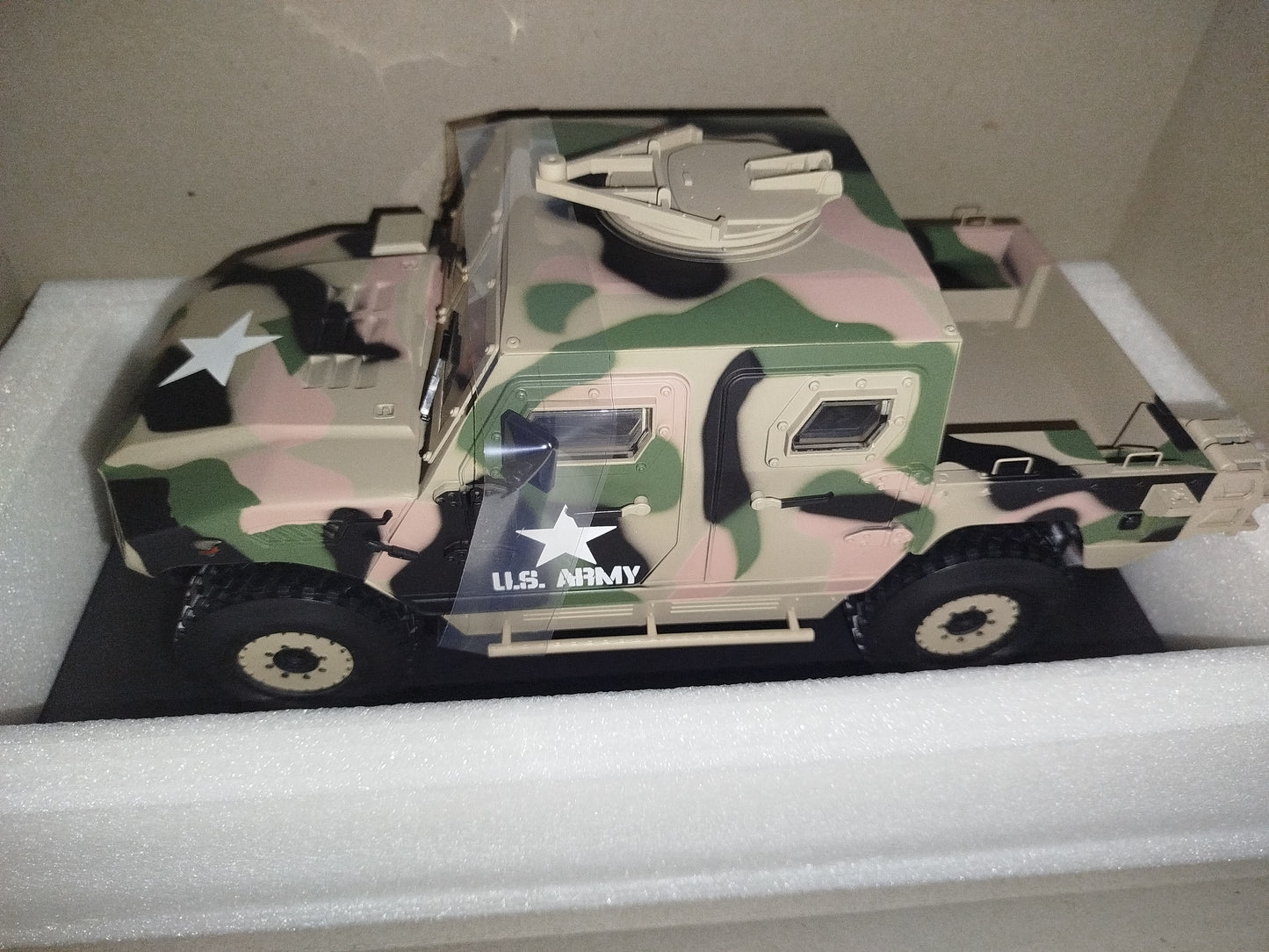 Golden Wheel Models 1/16 NIMR Ajban 440A Infantry Mobile Vehicle Army Green