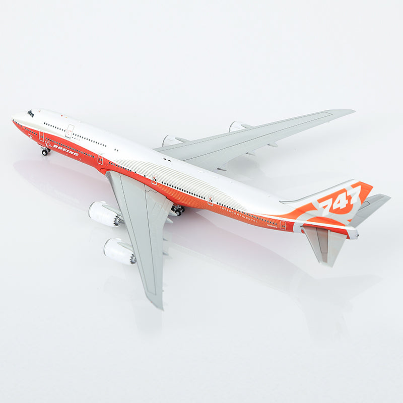 HX Models 1/400 Boeing Company B747-8 Red 