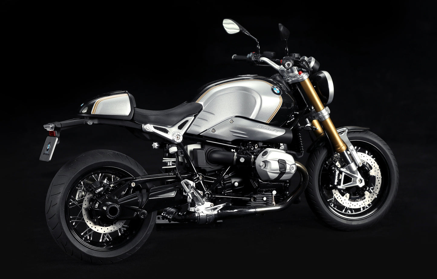 Meng Model 1/9 MT-003 BMW R nineT MT-003 Model Kit