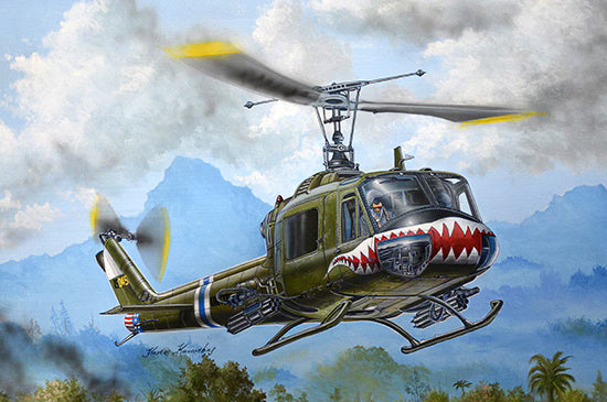 Trumpeter 1/35 UH-1B Huey Gunship 05112 Model Kit