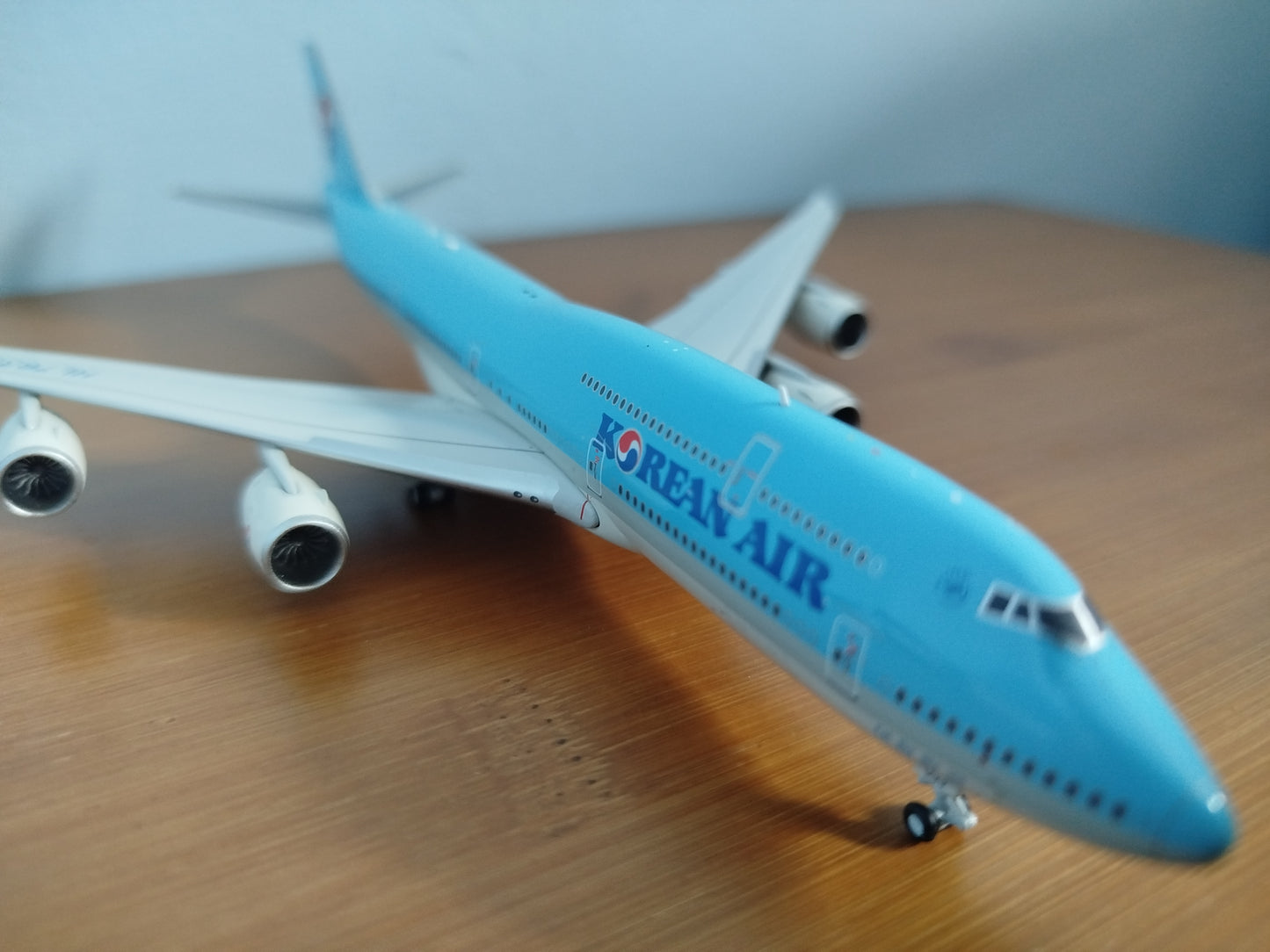 HX Models 1/400 Korean Air Boeing B747-8 HL7633 Standard Version