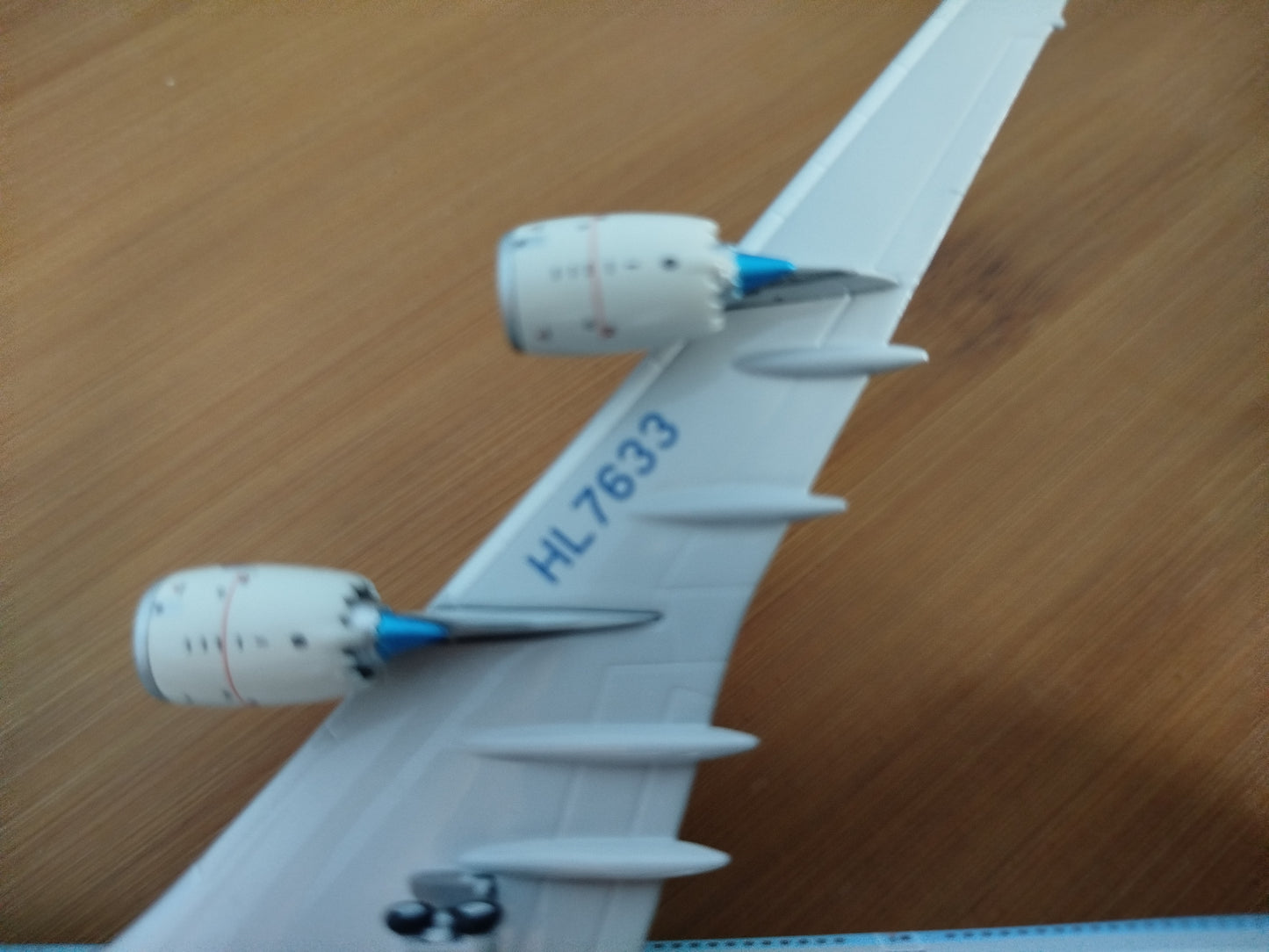 HX Models 1/400 Korean Air Boeing B747-8 HL7633 Standard Version